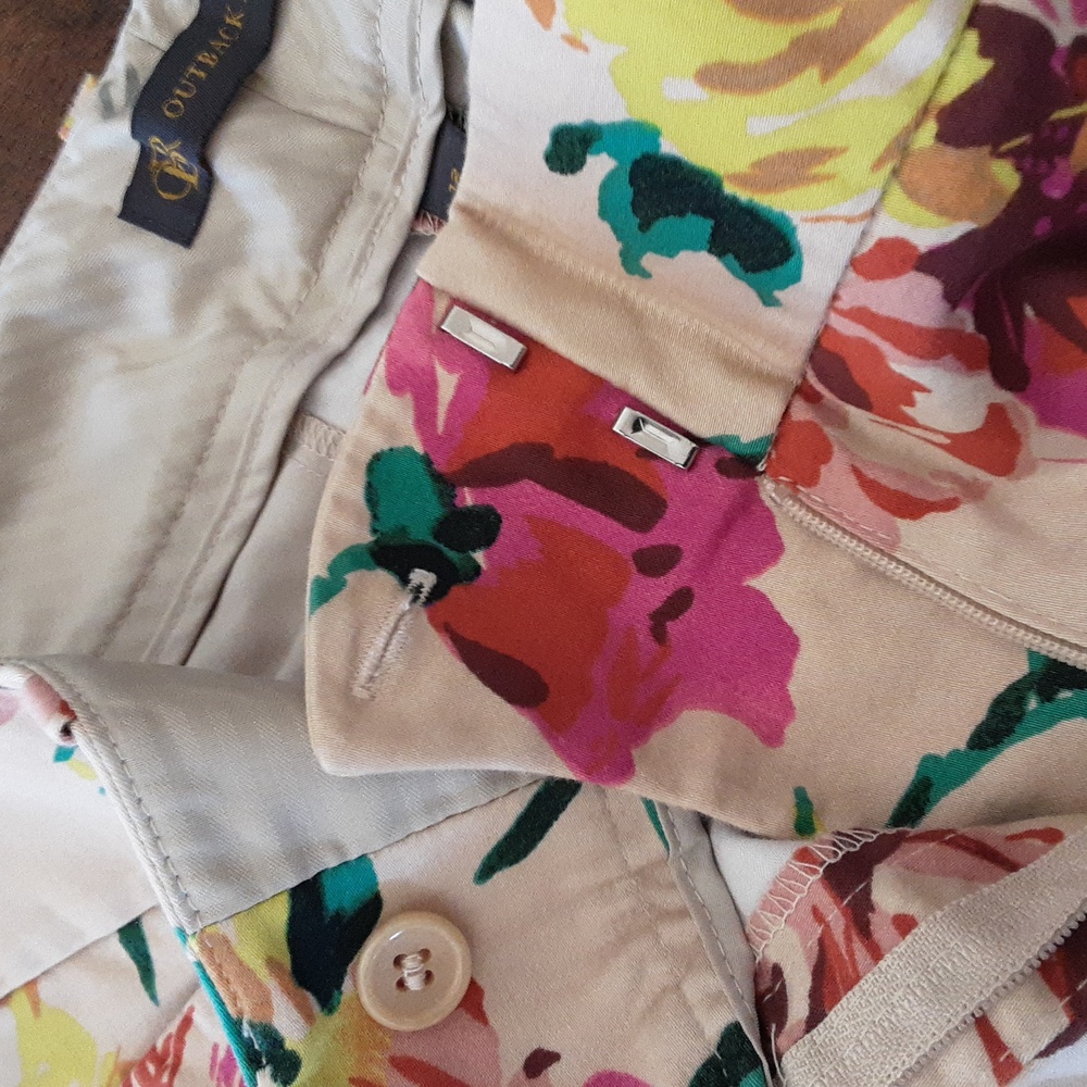Outback Peach Multicolor Patterned Shorts - Picture 5 of 10